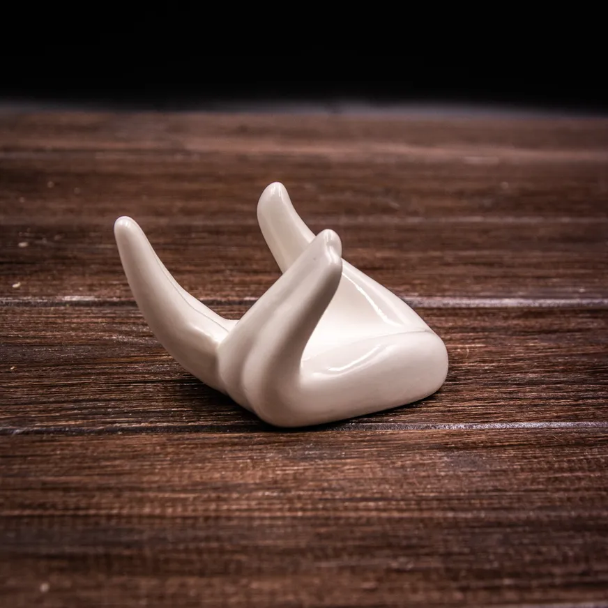 Подставка под пуэры "Рука", Фото Подставка под пуэры "Рука", Картинка