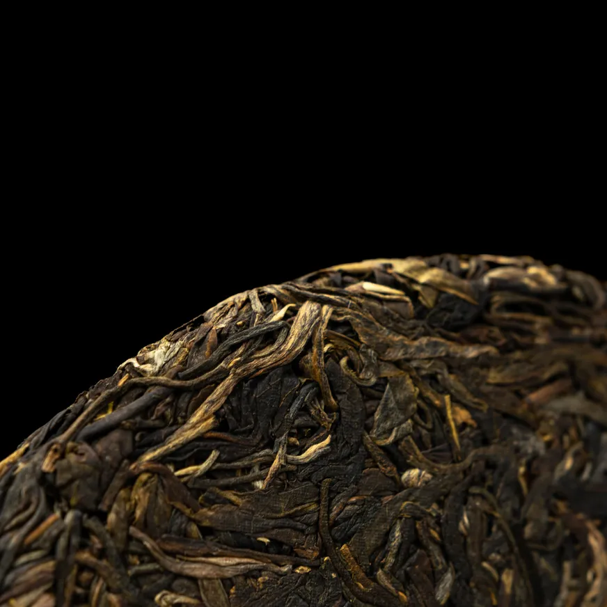 Шен Пуэр "Дерево Булань" 357 грамм 2022 год, Фото Шен Пуэр "Дерево Булань" 357 грамм 2022 год, Картинка